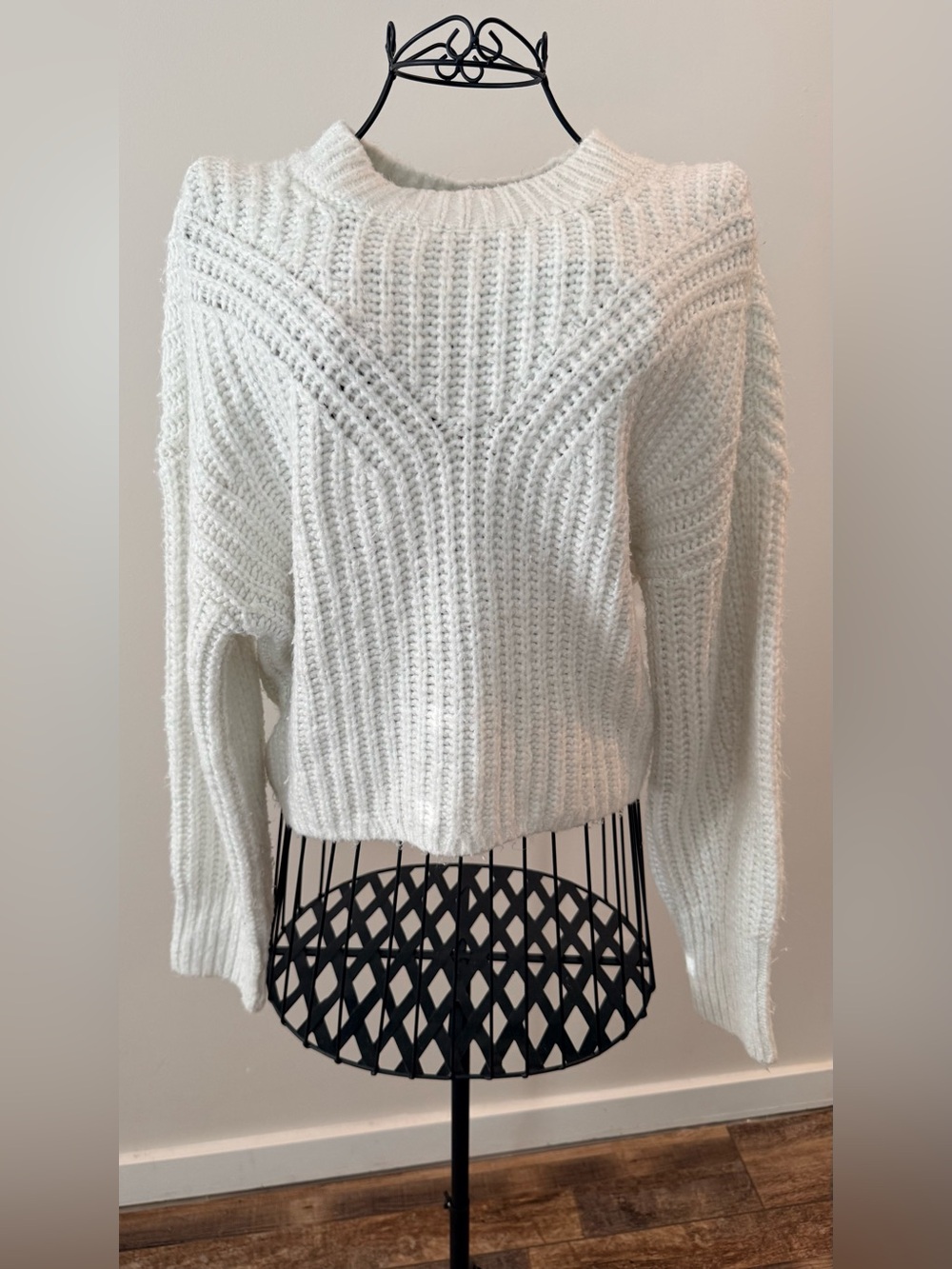 Abercrombie & Fitch - Chunky Chevron Cropped Sweater - XS - Cream White